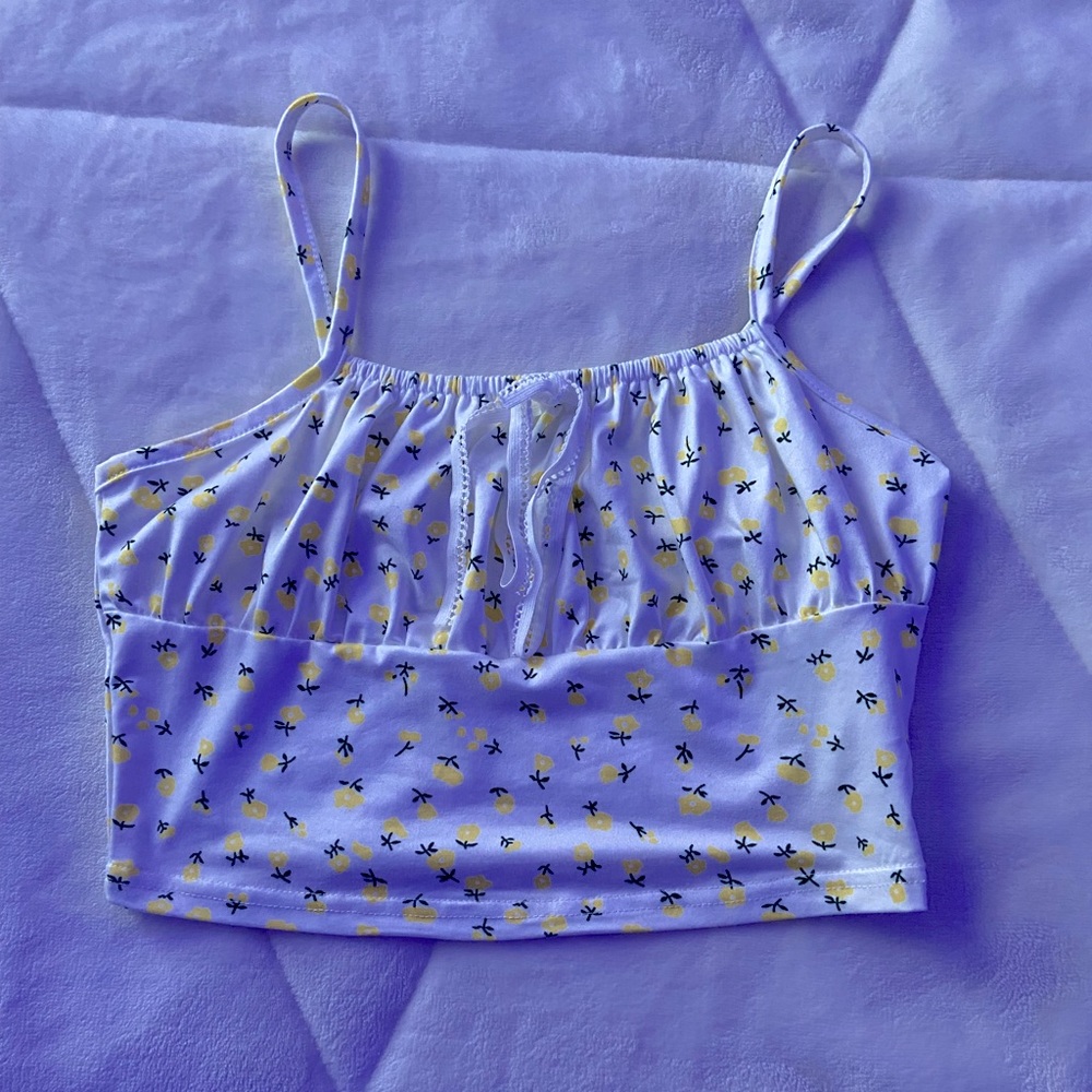 DAISY BOW-TIE STRAPPED CROPPED SHIRT